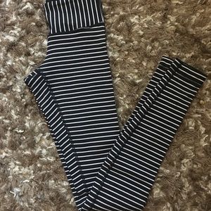 Lululemon parallel stripe wunder under tights